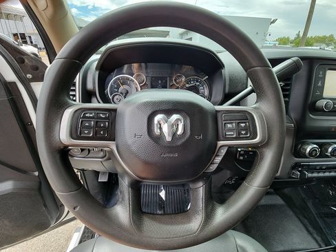 Used 2019 RAM 5500 Tradesman w/ Electrical Accessory Group AWD/4WD image 11