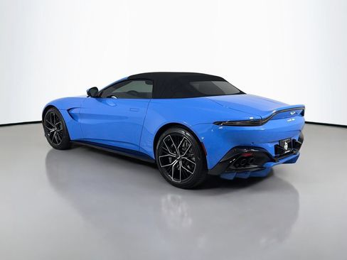 Used 2021 Aston Martin V8 Vantage Roadster RWD image 7