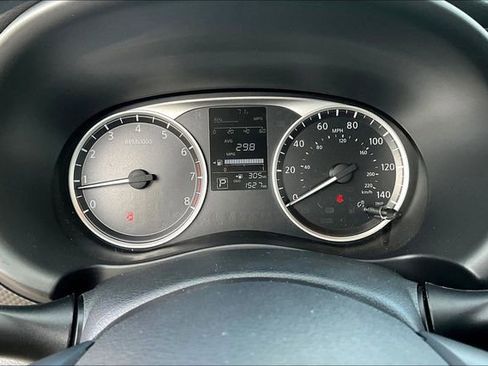 Used 2025 Nissan Kicks Play S image 12