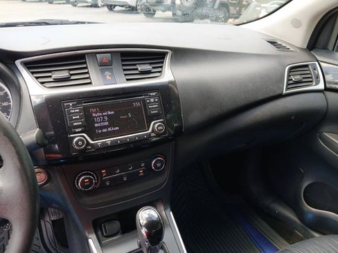 Used 2017 Nissan Sentra SV FWD image 20
