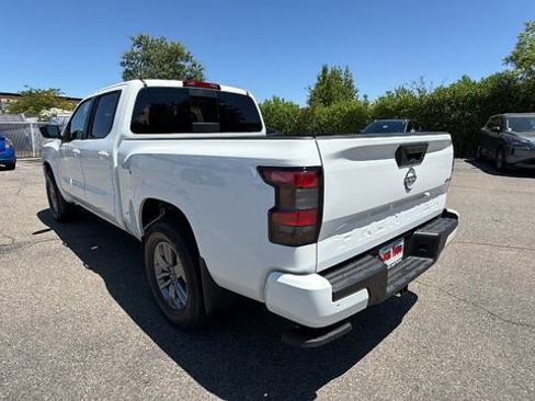 New 2026 Nissan Frontier SV w/ Tow Package AWD/4WD image 6