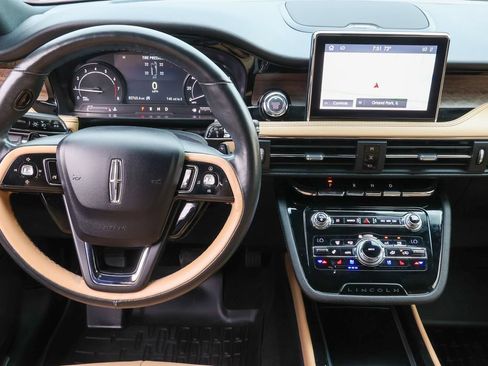 Used 2020 Lincoln Corsair Reserve w/ Appearance Package AWD/4WD image 8