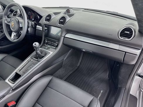 Certified 2025 Porsche 718 Cayman GTS RWD image 26