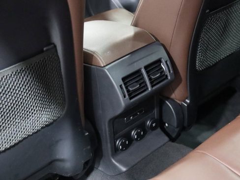 Used 2019 Jaguar F-PACE S image 42