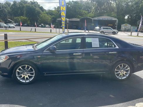 Used 2008 Chevrolet Malibu LTZ FWD image 3