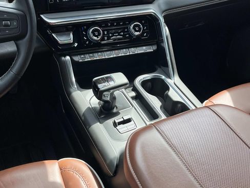 Used 2024 GMC Sierra 1500 Denali Ultimate image 15