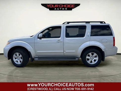 Used 2012 Nissan Pathfinder SV AWD/4WD image 2