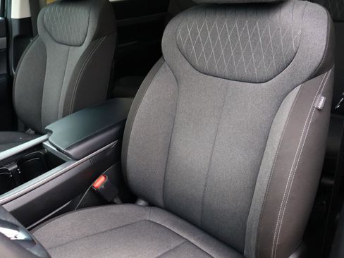 Used 2021 Hyundai Palisade SE w/ Cargo Package image 13