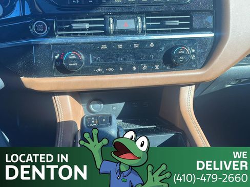 Used 2023 Nissan Pathfinder Platinum image 25