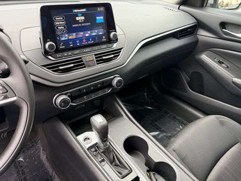 Certified 2022 Nissan Altima 2.5 SV image 20