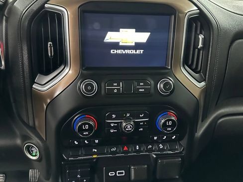 Used 2021 Chevrolet Silverado 2500 High Country w/ Z71 Off-Road Package AWD/4WD image 18