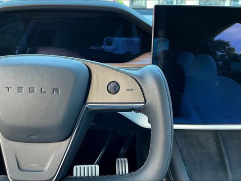 Used 2022 Tesla Model X AWD/4WD image 12