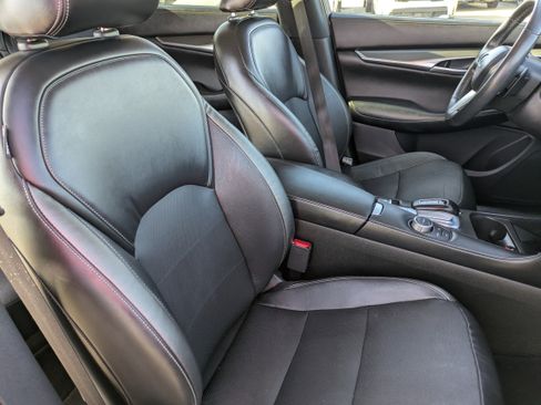 Used 2024 INFINITI QX50 Luxe image 11