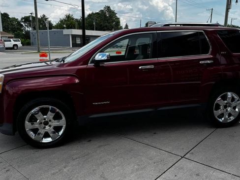 Used 2011 GMC Terrain SLT FWD image 12