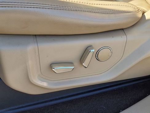 Used 2018 Ford F150 Lariat image 16