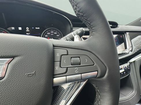 New 2025 Cadillac XT6 Sport w/ Technology Package image 19