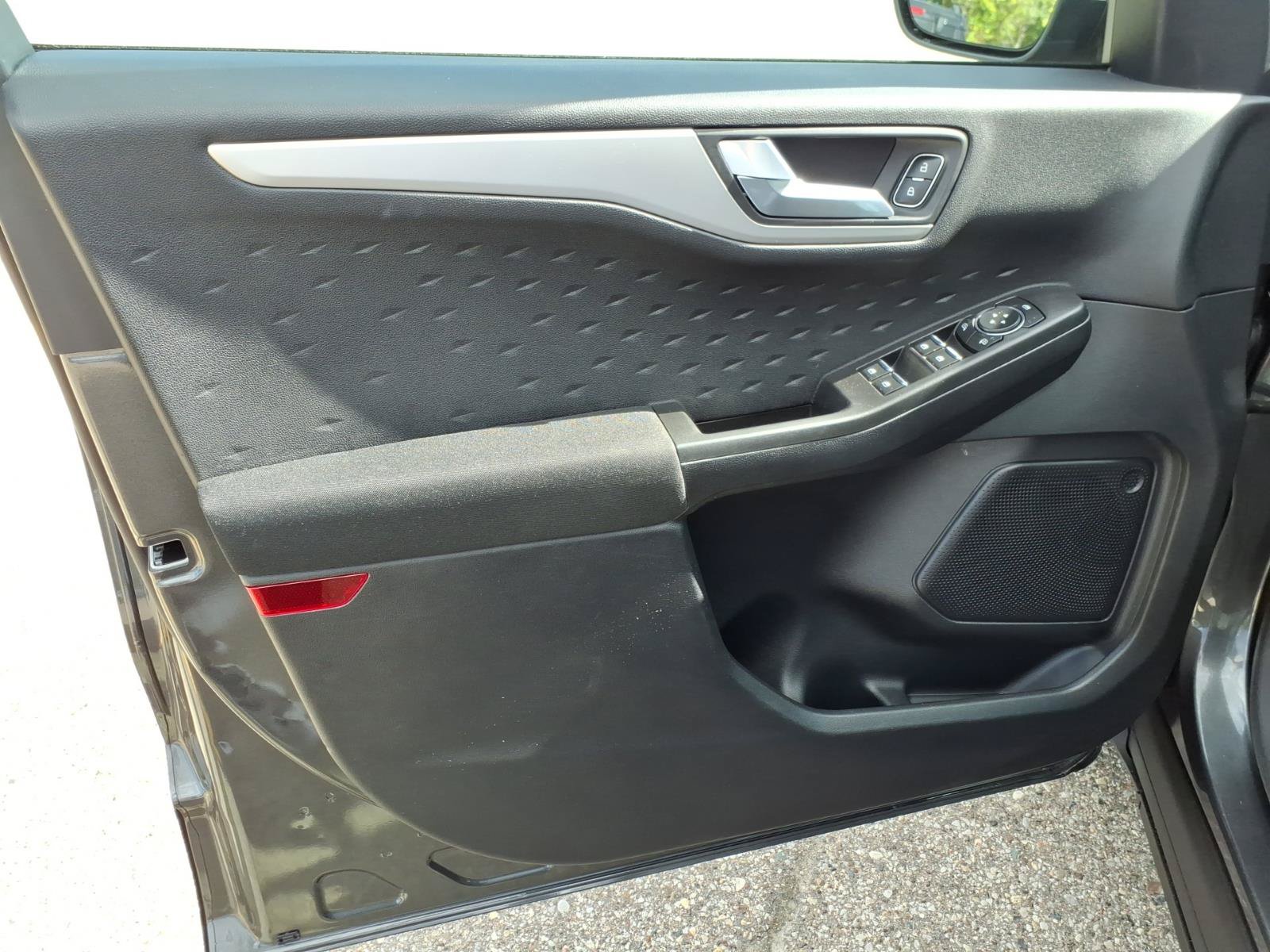 Used 2020 Ford Escape SE AWD/4WD image 15