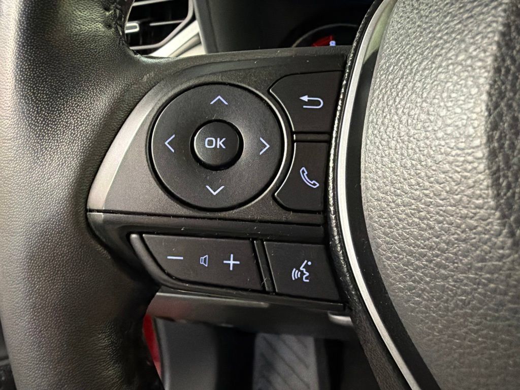 Used 2019 Toyota RAV4 Limited w/ Cold Weather Package AWD/4WD image 20