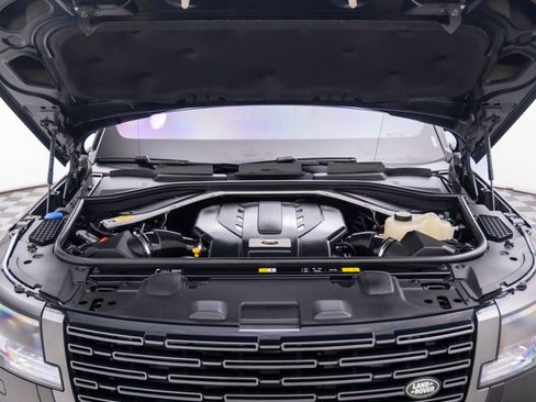 Used 2023 Land Rover Range Rover SE image 26