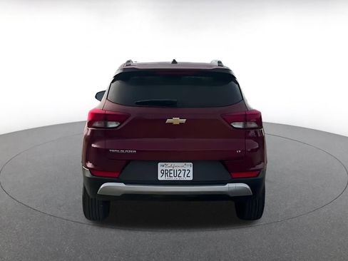 Used 2025 Chevrolet TrailBlazer LT image 12