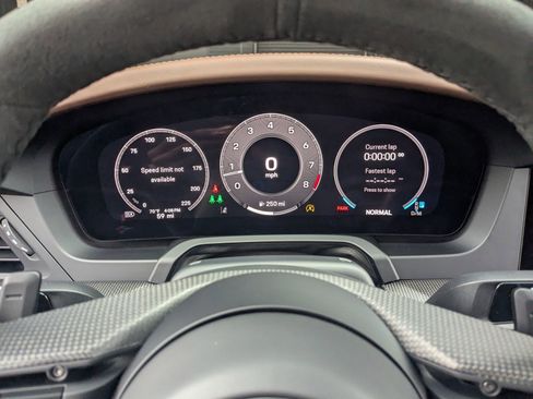 Used 2025 Porsche 911 Carrera S image 21