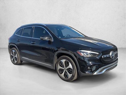 Used 2025 Mercedes-Benz GLA 250 image 3