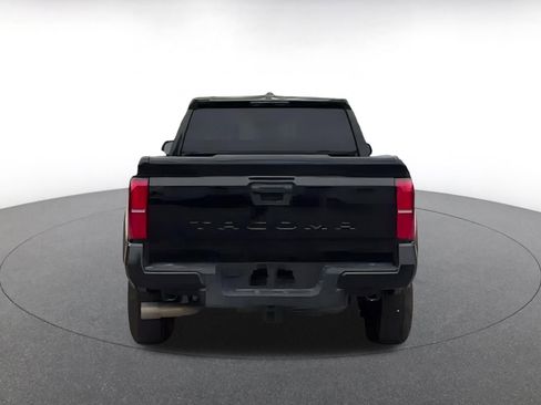 Used 2025 Toyota Tacoma TRD Off-Road image 10