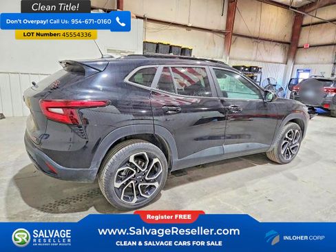 Used 2024 Chevrolet Trax RS w/ Driver Confidence Package FWD image 4