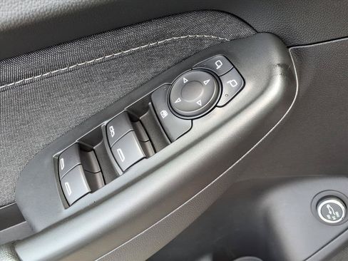 Used 2022 Chevrolet TrailBlazer ACTIV w/ Sun and Liftgate Package FWD image 17