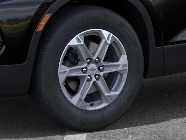 New 2026 Chevrolet Blazer LT w/ LPO, Floor Liner Package FWD image 9