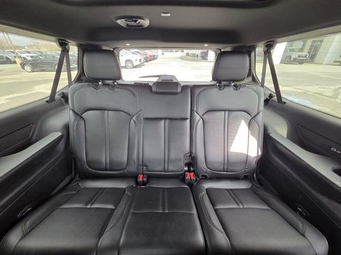 Used 2023 Jeep Wagoneer L Series III w/ Premium Group I image 27