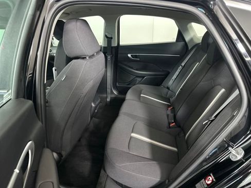 Certified 2023 Hyundai Sonata SE w/ Preferred Accessory Package image 25