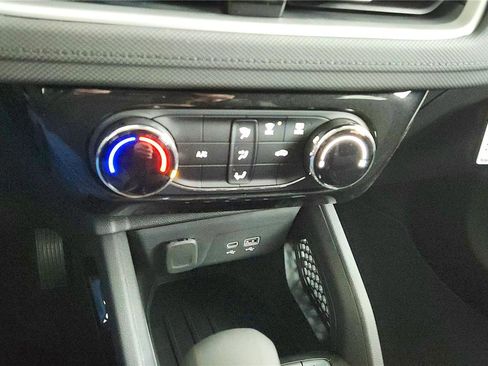 Used 2026 Chevrolet TrailBlazer LT image 43