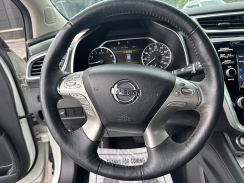 Used 2018 Nissan Murano SL w/ Midnight Edition Package FWD image 14