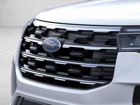 New 2025 Ford Explorer Active w/ Active Comfort Package image 17