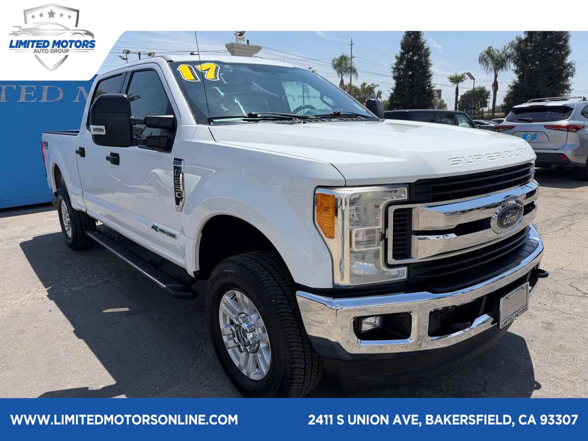 Used 2017 Ford F250 XLT w/ XLT Value Package AWD/4WD image 1