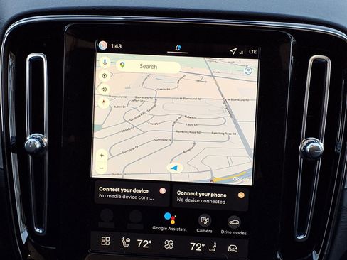 New 2026 Volvo XC40 B5 Ultra w/ Climate Package image 15