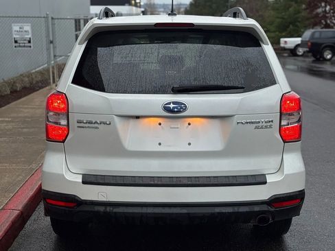 Used 2015 Subaru Forester 2.5i Touring w/ Eyesight & Navigation System image 4