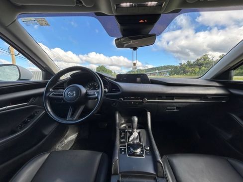 Used 2023 MAZDA MAZDA3 s FWD image 6