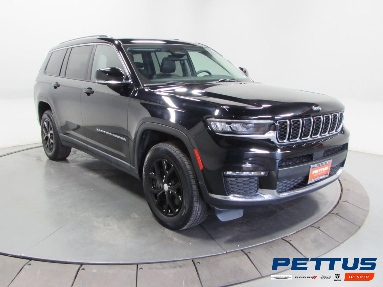 Used 2023 Jeep Grand Cherokee L Limited AWD/4WD image 1