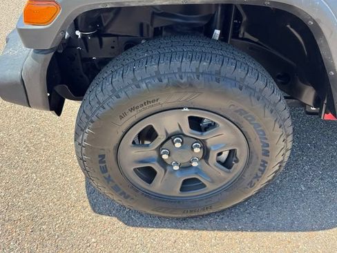 Certified 2025 Jeep Wrangler Unlimited Sport AWD/4WD image 8