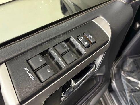 Used 2019 Toyota 4Runner SR5 image 14