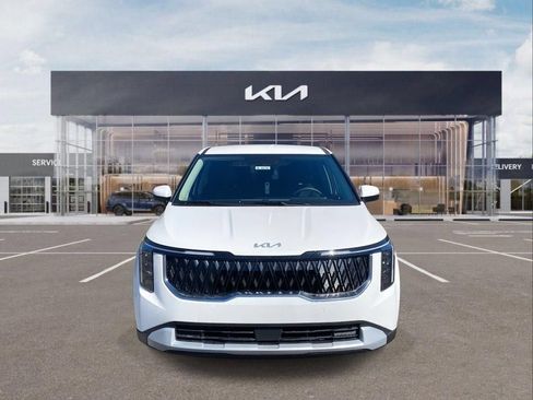 New 2026 Kia Carnival FWD image 3