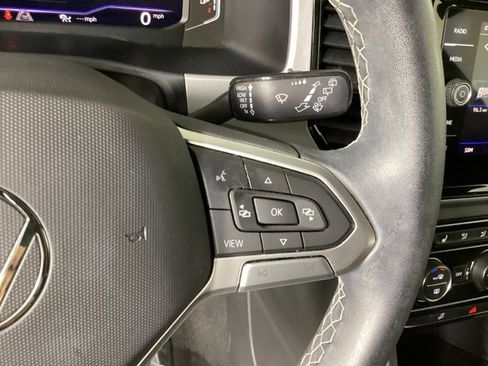 Used 2023 Volkswagen Atlas Cross Sport SE w/ Panoramic Sunroof Package image 28