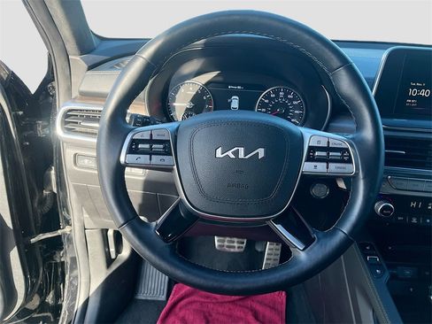 Used 2022 Kia Telluride SX w/ SX Prestige Package image 11