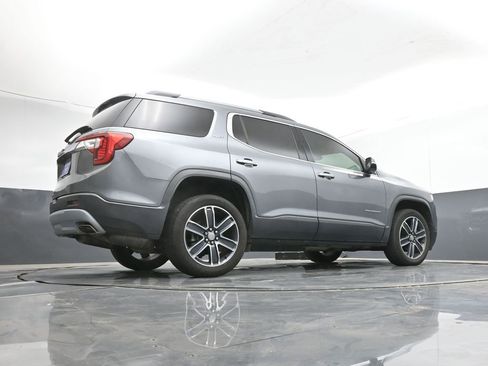 Used 2020 GMC Acadia SLT w/ Driver Alert Package II image 41