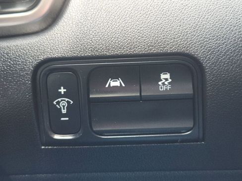 Used 2023 Kia Sorento S w/ Panoramic Sunroof Package FWD image 22