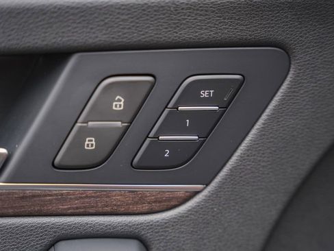 Used 2023 Audi Q5 2.0T Premium w/ Convenience Package image 35