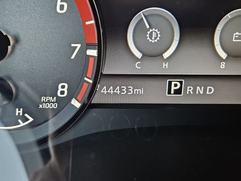 Used 2022 Nissan Frontier PRO-4X w/ Technology Package image 15