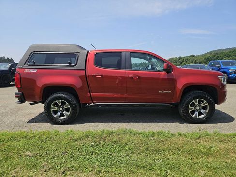Used 2015 Chevrolet Colorado Z71 AWD/4WD image 11
